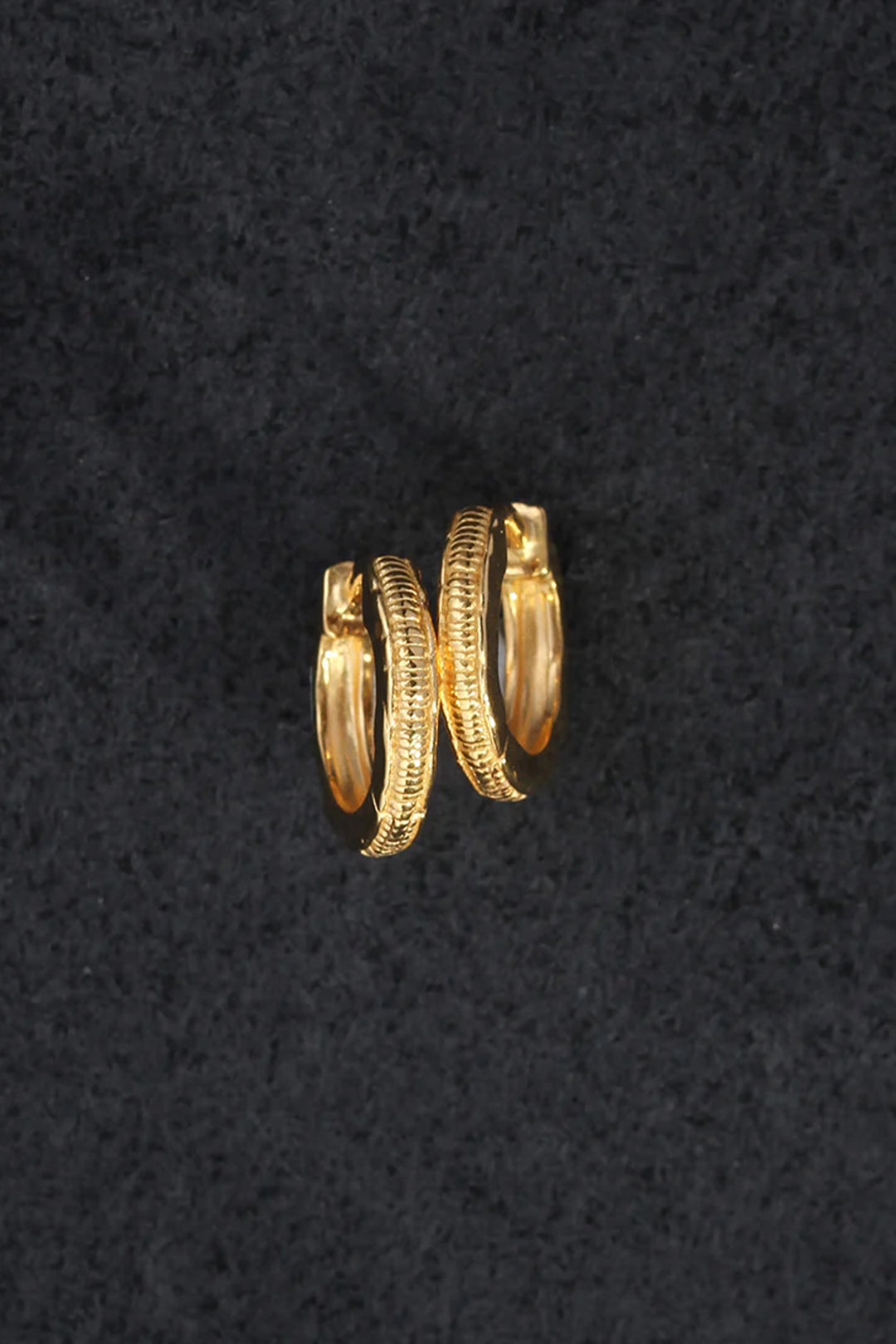 Temple Of The Sun Arete Huggies - Gold