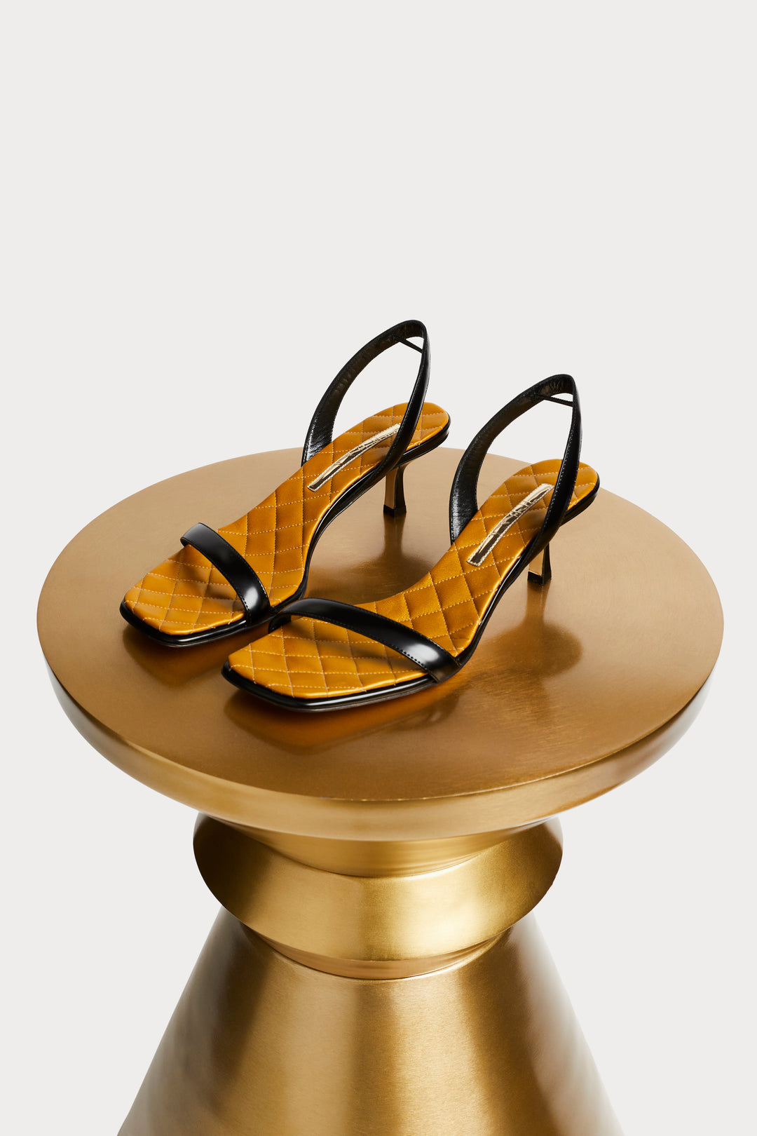 HUSK ALINA SANDAL