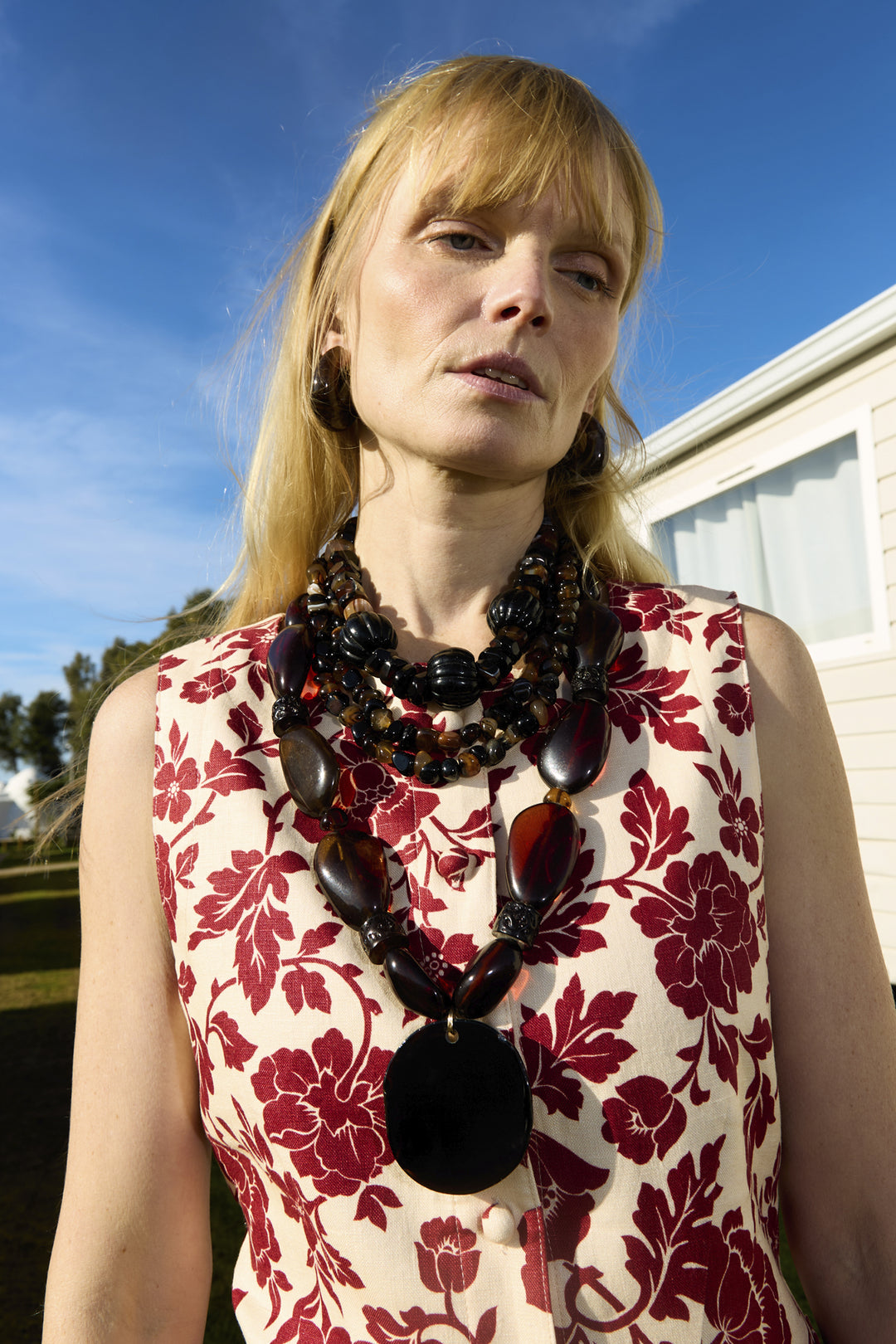 Sita Nevado Llit Earrings - Brown