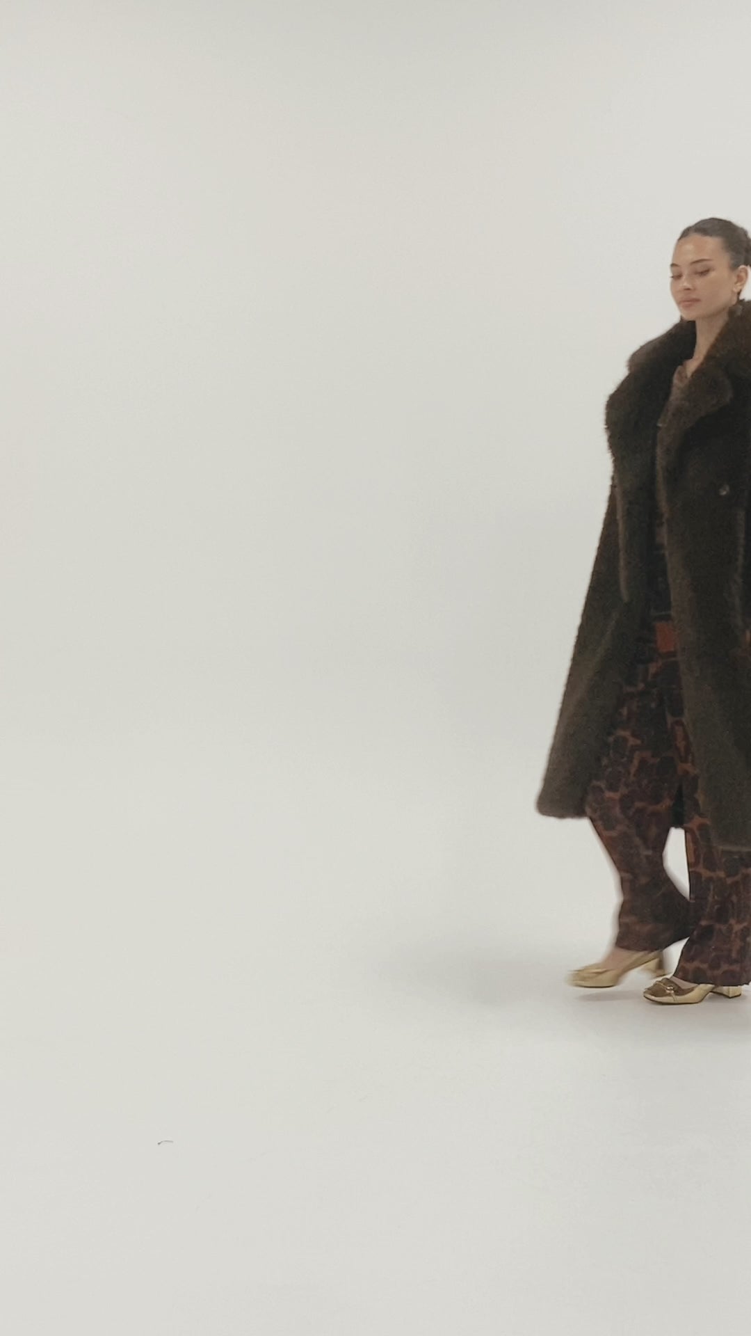 Husk Moss Coat - Chocolate