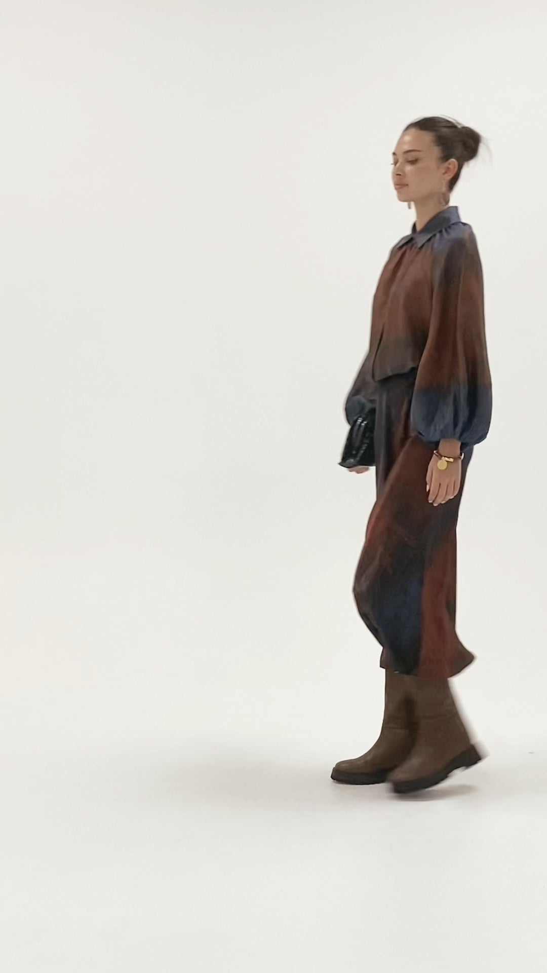Husk Escarpment Top - Blue
