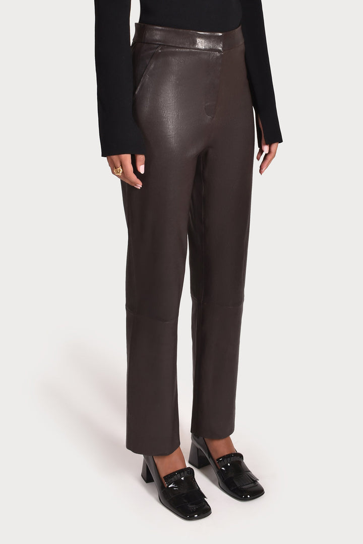 Husk CROP LEATHER - Chocolate