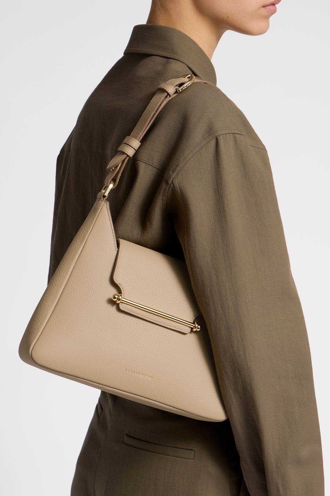 Strathberry Multrees Hobo - Sand