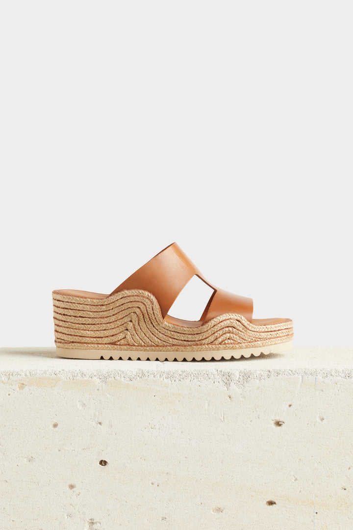 Husk Alessia Slide - Tan