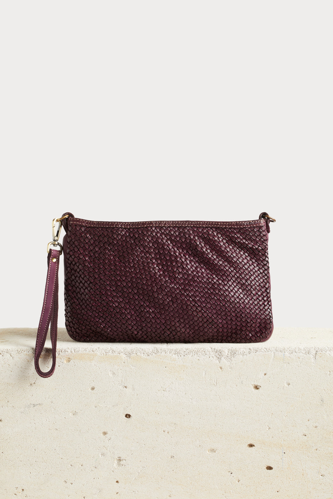 Husk Iris Bag