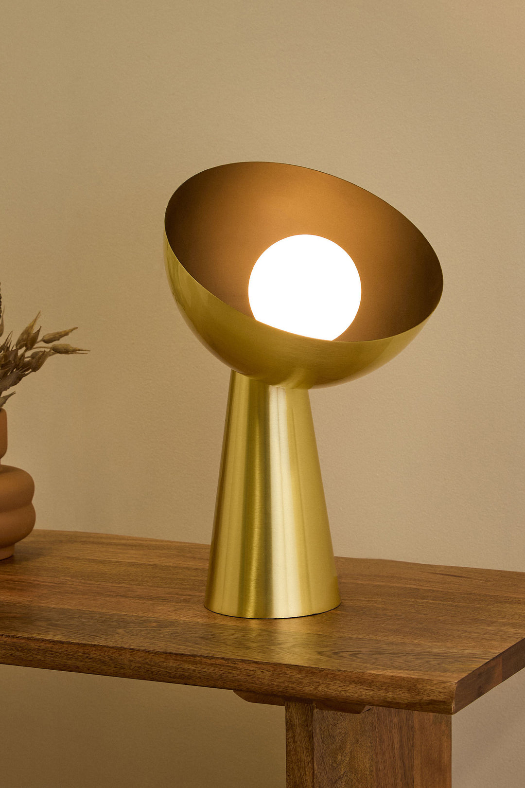 Husk Hugh Lamp - Gold