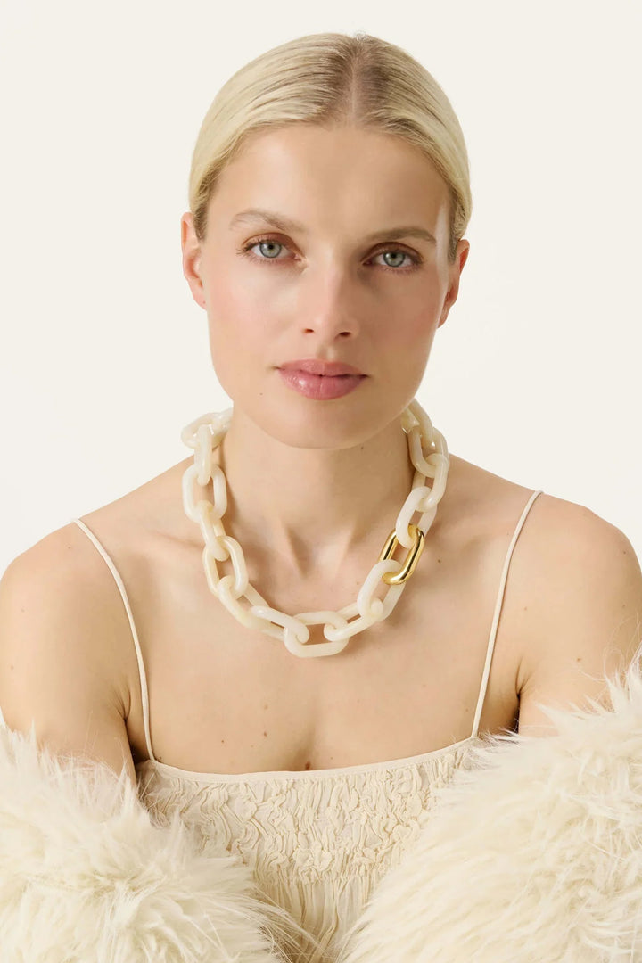 Vanessa Baroni Oval Necklace