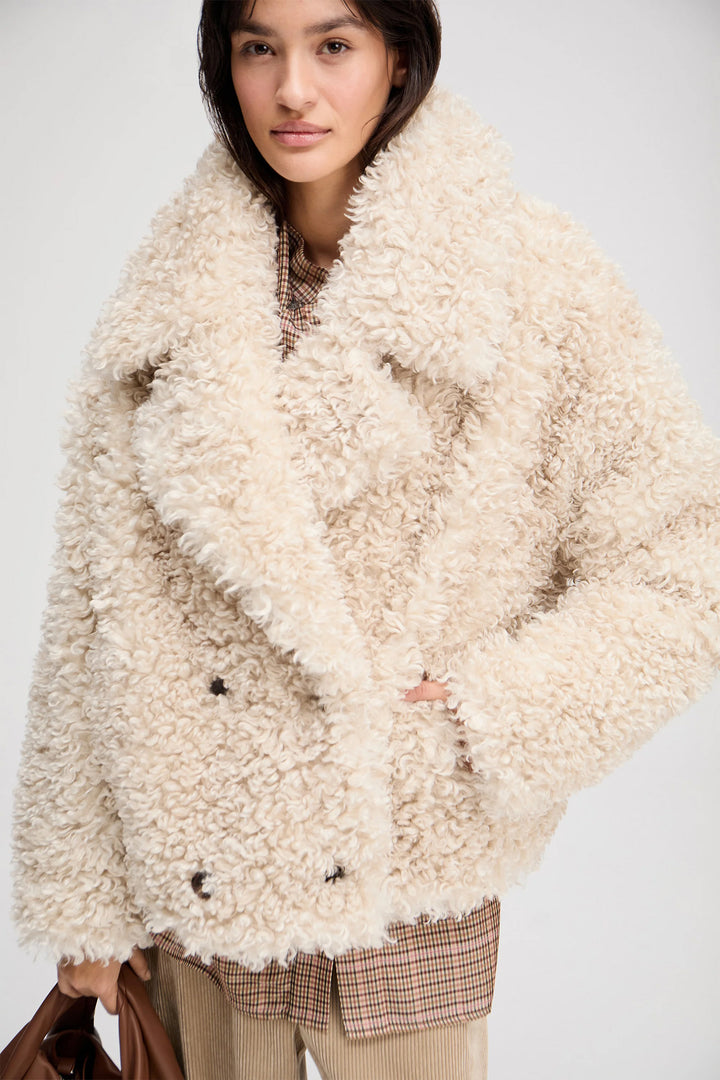 Munthe Lestine Fluffy Jacket