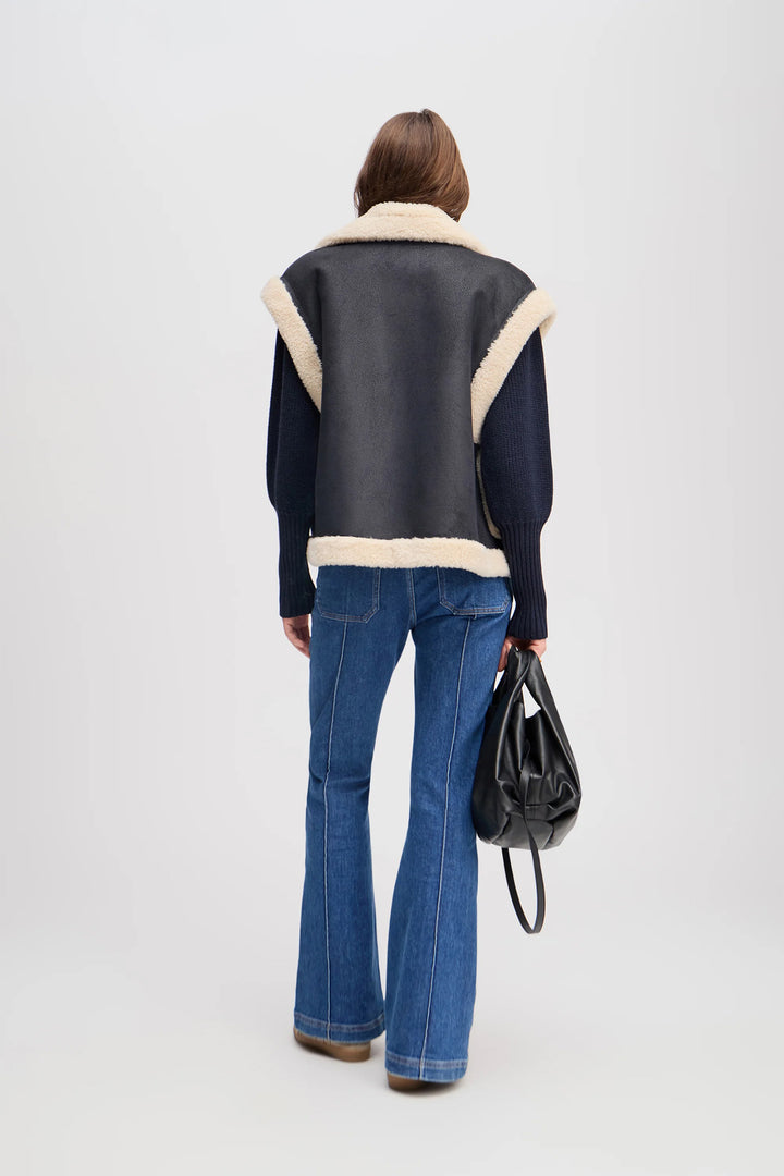 Munthe Lurple Vest - Black