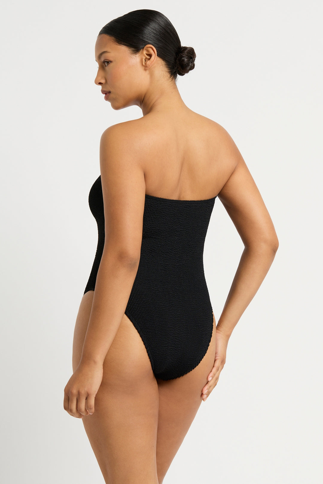 Bond-Eye Blake Onepiece - Black