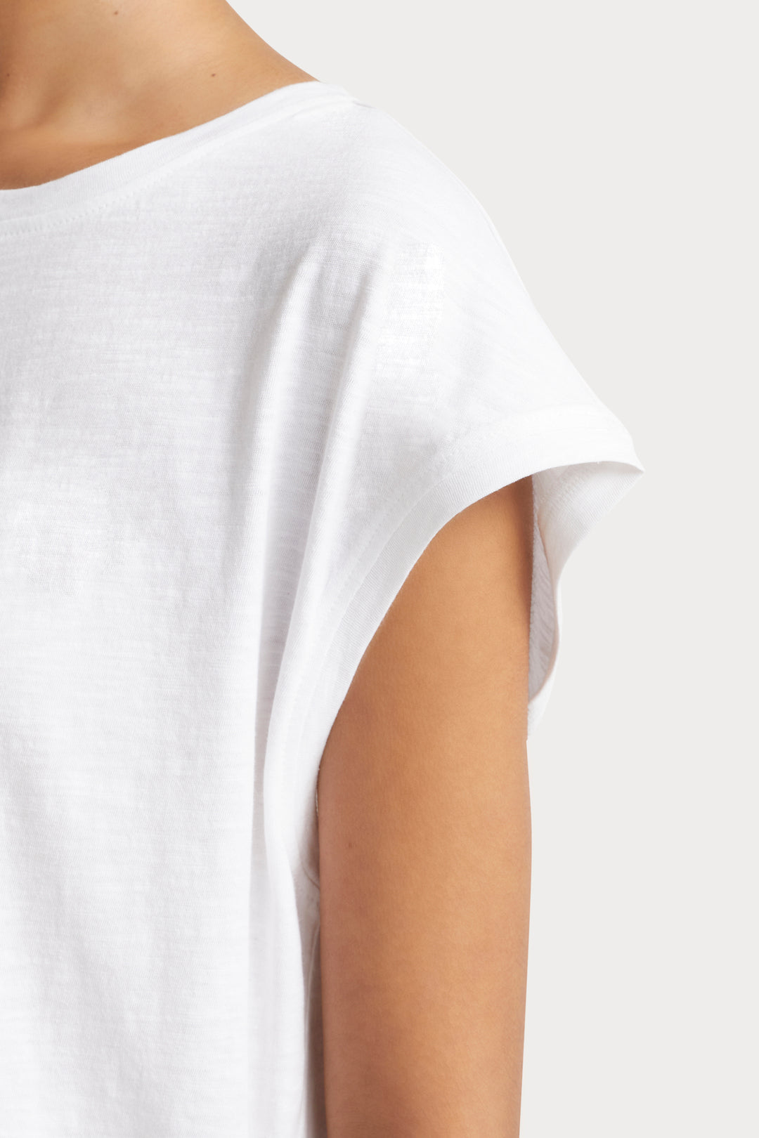 Husk Muscle tee - White