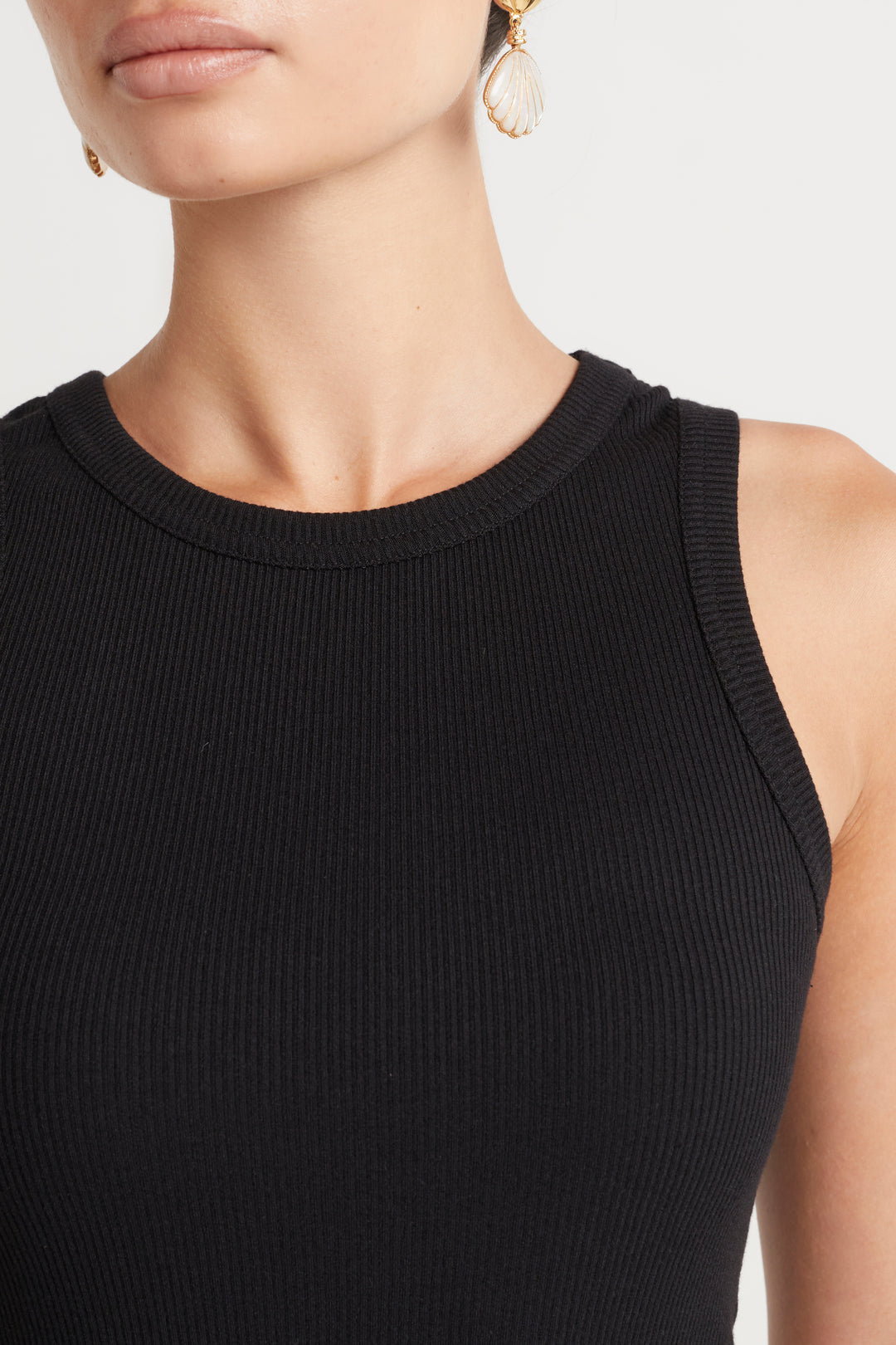 Husk Core Tank - Black