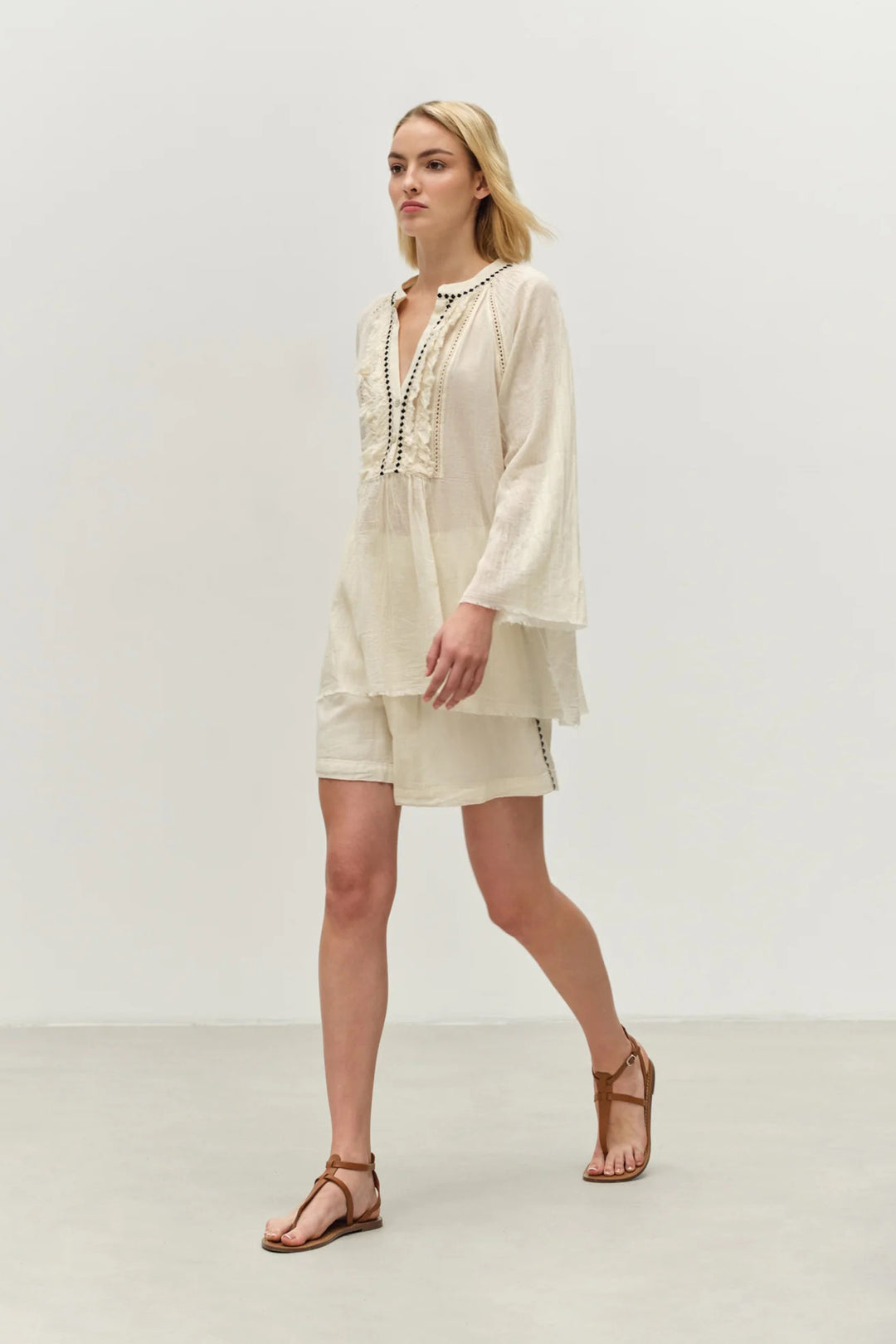 Devotion Twins Apology Blouse - Off White