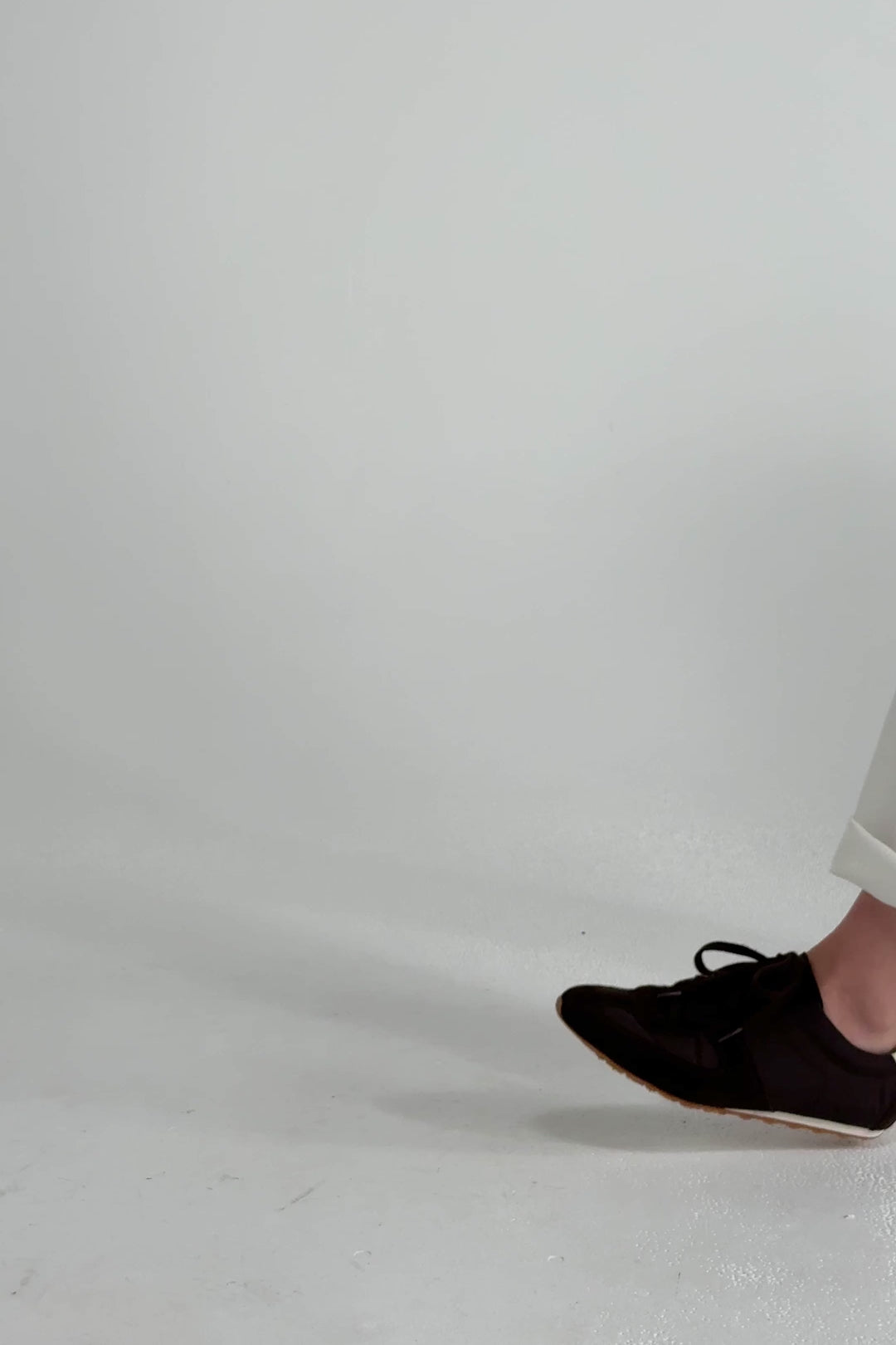 Husk ISABELLA SNEAKER