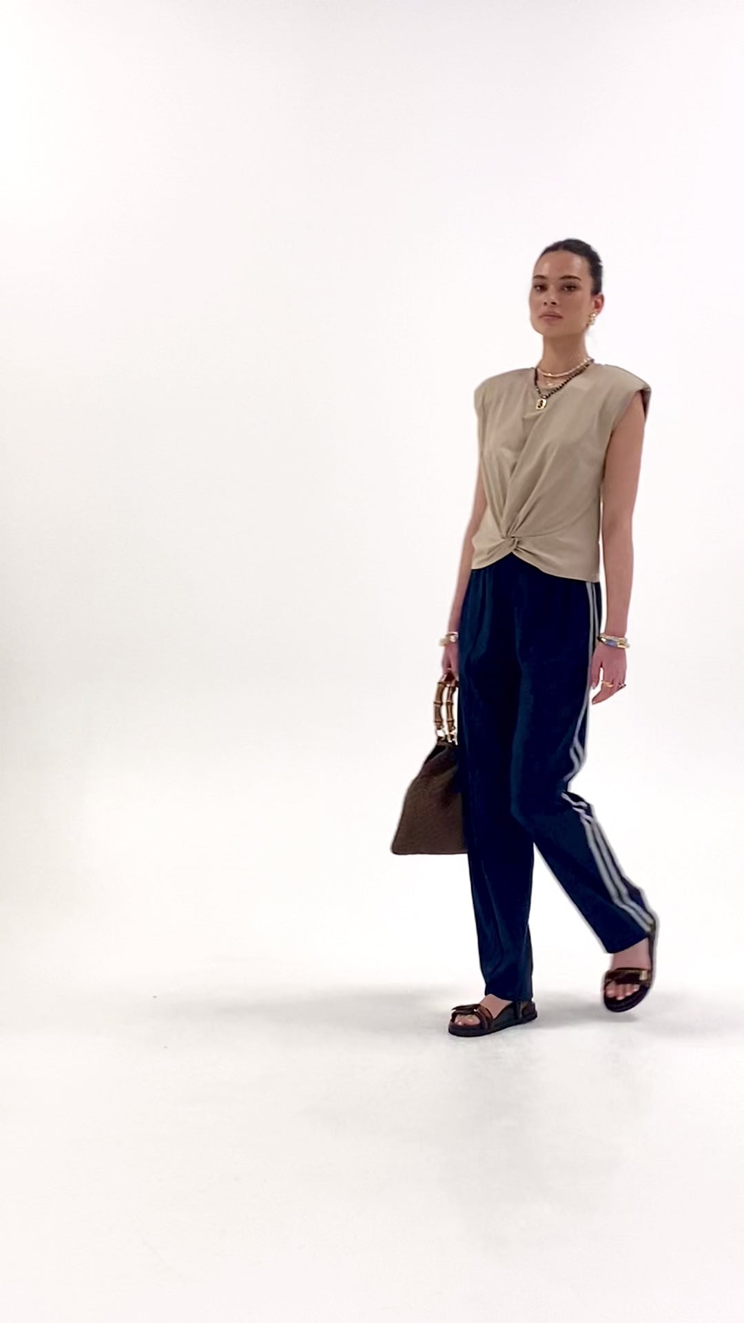 Husk Twist Tee - Camel