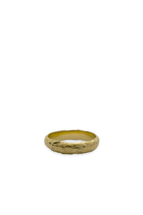 Husk Hammered Ring - Gold