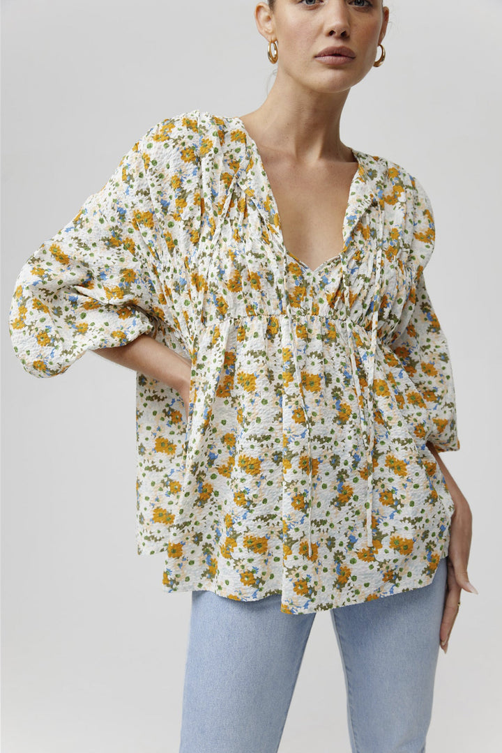 Kinney                                   Parker Top - Floral