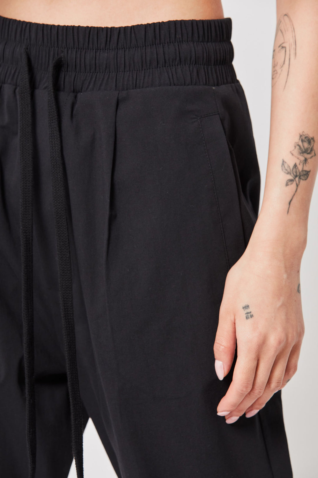 Thom Krom Drawstring Pant - Black