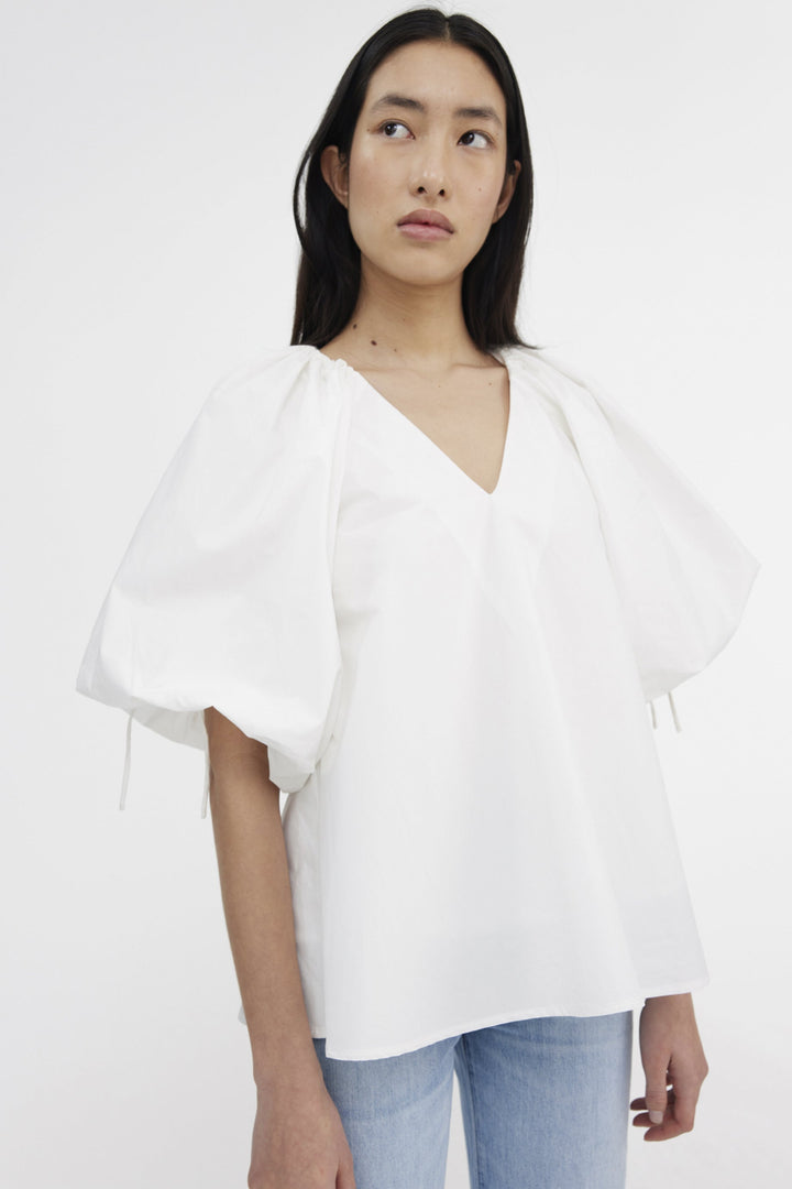 Kinney                                   Miya Blouse - Ivory